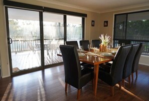 Dining - Executive Home With Fireplace (Denman)