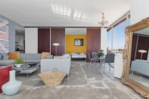 Apartment | Living room - Bright Coastal Apartment With Pool (Torremolinos)