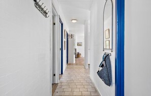 Interior - 3 bedroom lovely home in Hals (Hals)