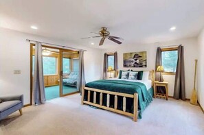 4 bedrooms, iron/ironing board, travel cot, WiFi - Golf View Voyageur Lake (Eagle River)