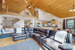 Smart TV, fireplace, offices