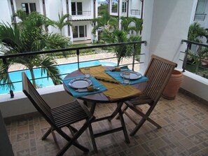 Standard Studio, Balcony, Pool View | Balcony