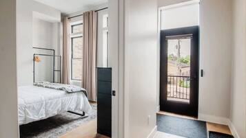 3 slaapkamers, reisbedje, wifi, beddengoed