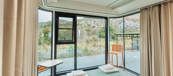 Space shuttle around mountains - Geometry Park