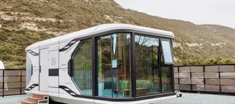 Space shuttle around mountains - Geometry Park