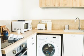 Microwave, oven, stovetop, dishwasher