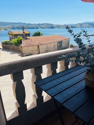 Rustic house by the beach