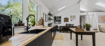 4 bedroom nice home in Ebeltoft