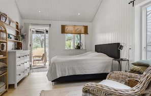 4 bedrooms, free WiFi