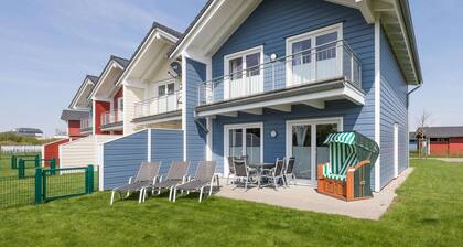 Holiday Home in Dagebull With Garden