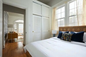 3 bedrooms, WiFi, bed sheets