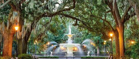 A timeless icon of Savannah — the stunning Forsyth Park Fountain