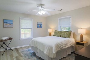 3 chambres, fer et planche à repasser, Wi-Fi gratuit, draps fournis