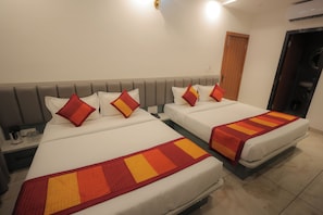 Premium Quadruple Room