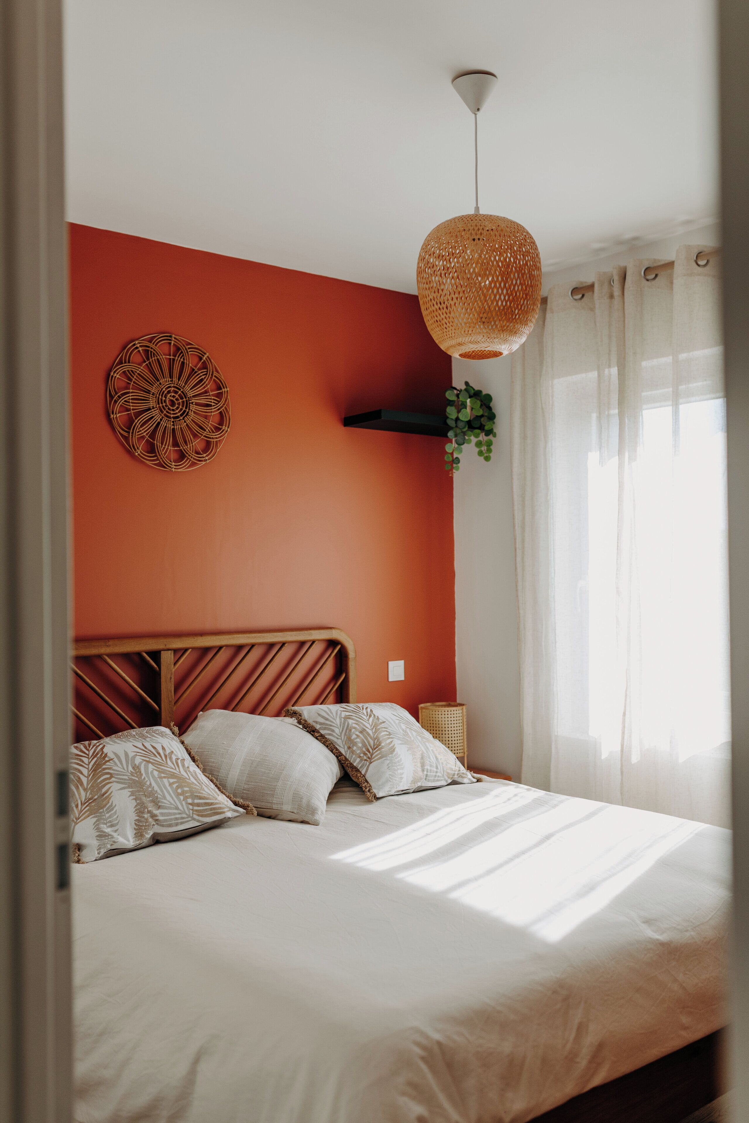 2 chambres, fer et planche à repasser, Wi-Fi, draps fournis