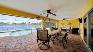 Villa | 3 bedrooms, Internet