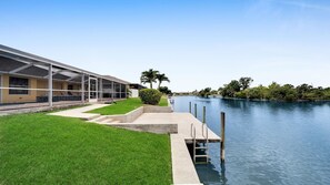 Villa | 3 bedrooms, Internet