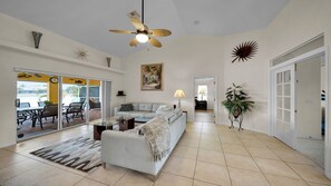 Villa | 3 bedrooms, Internet