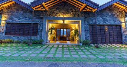 “Where Every Path Leads to Heritage — That’s Kandy” Hills ,Lake ,golf