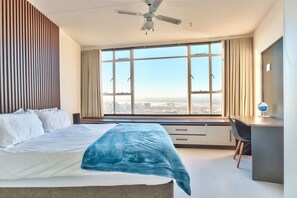 2 Schlafzimmer, Schreibtisch, Bügeleisen/Bügelbrett, kostenloses WLAN