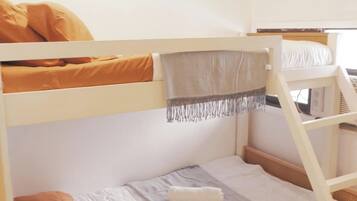 Iron/ironing board, free WiFi