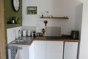 Micro-ondes, plaque de cuisson