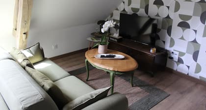 Magnifique suite cosy au cĆur de l'Anjou, entiĂšrement rĂ©novĂ©e avec goĂ»t.