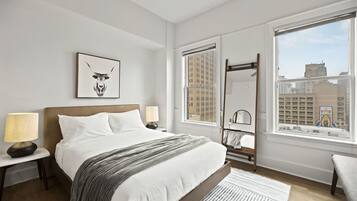 4 slaapkamers, een strijkplank/strijkijzer, gratis wifi, beddengoed