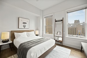 4 bedrooms, iron/ironing board, free WiFi, bed sheets