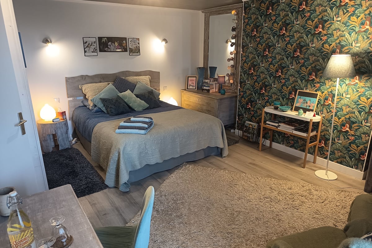 Pont-aven | Rideaux occultants, chambres insonorisées, fer et planche à repasser