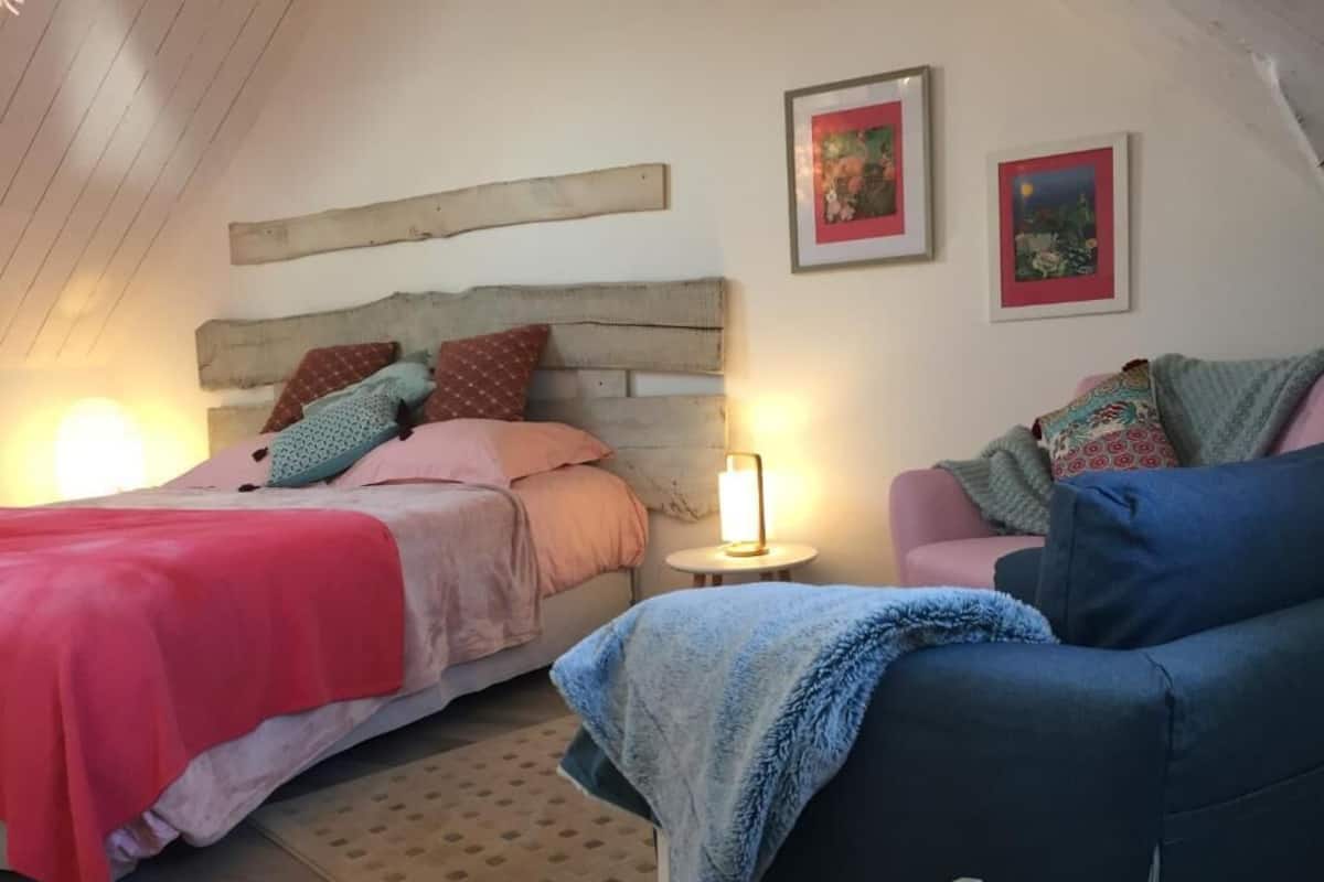 Blackout drapes, soundproofing, iron/ironing board, free WiFi