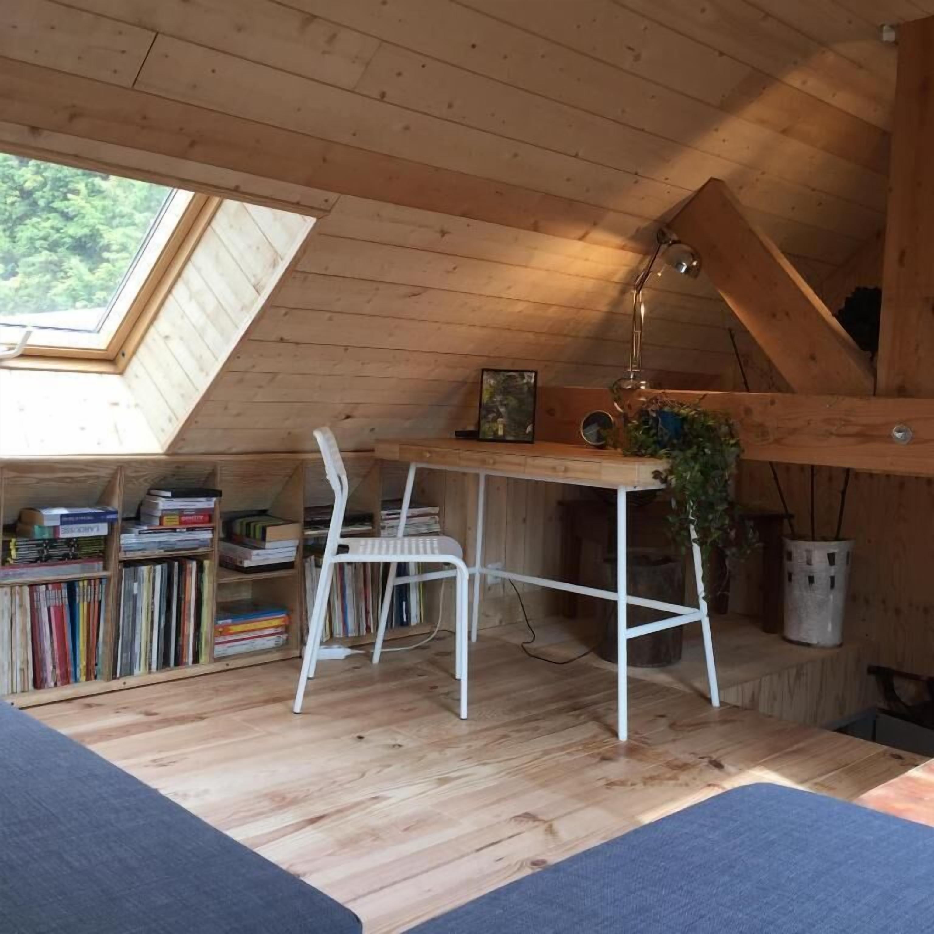 Suíte superior, vista para o jardim | Cortinas blackout, quartos à prova de som, ferros/tábuas de passar roupa