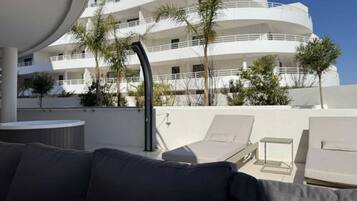 Apartment | Bahagian luar
