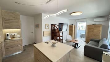 Apartment | Private kitchen | Highchair