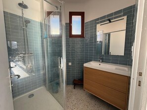 Bathroom - Charming studio near center and beach, calm and practical (Banyuls-sur-Mer)