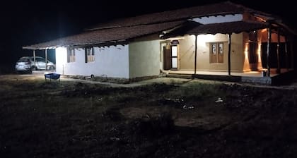 Organic Farmhouse amidst Bandhawgadh Tiger Reserve