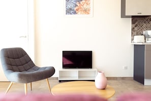TV