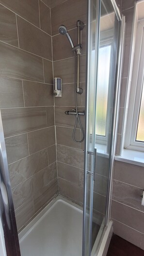 Bathroom - Park Crescent Hotel (Manchester)
