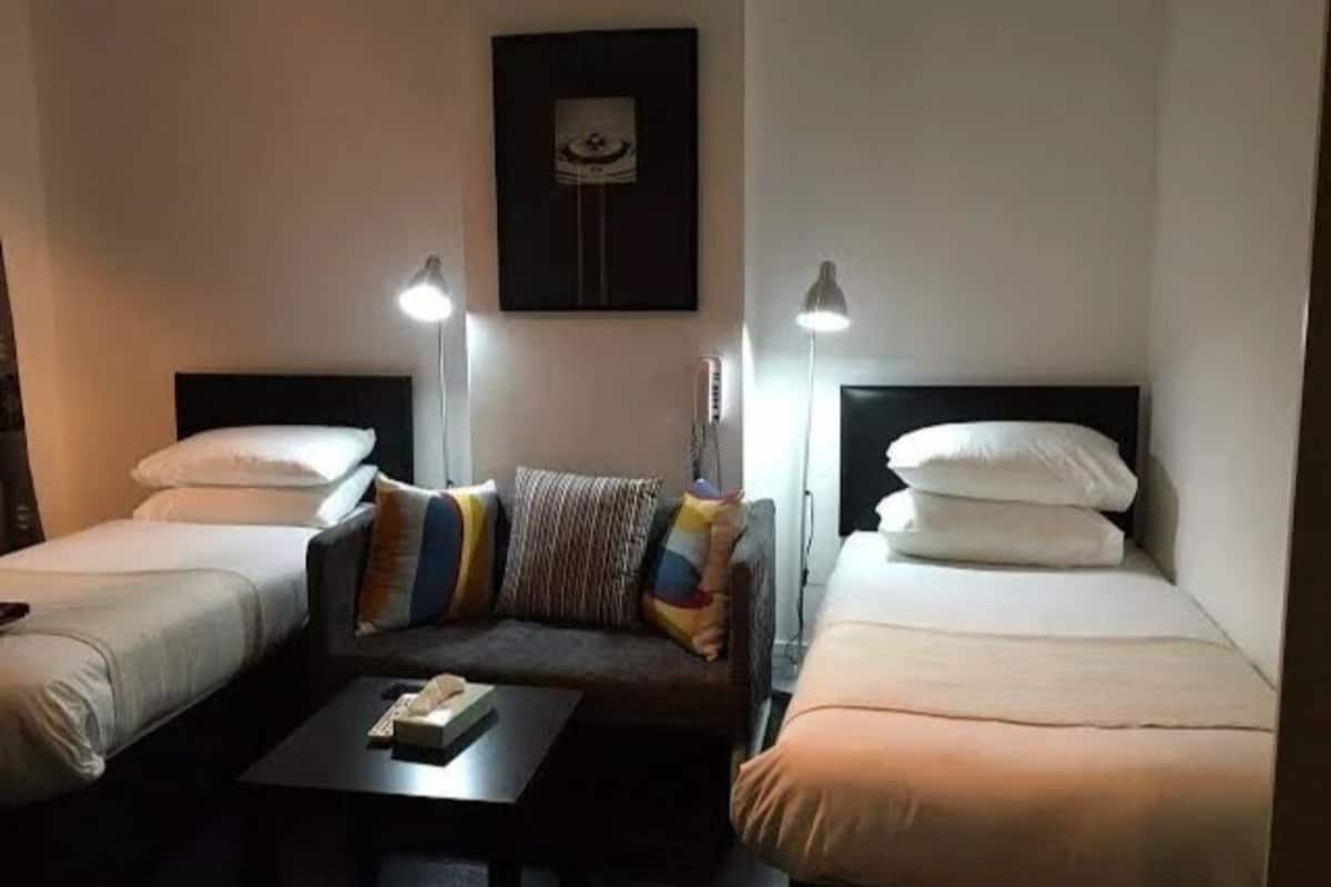 Standard Double Room, Non Smoking | Iron/ironing board, free WiFi
