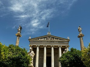 مكان جذب سياحي