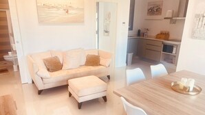 Apartment | Living room - Apartment Near La Zenia Beach (Orihuela)