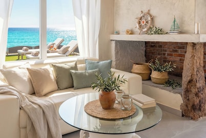 ClickSardinia Villa Tramonto by the beach with path to the sea