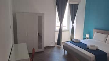 In-room safe, laptop workspace, blackout drapes, free WiFi