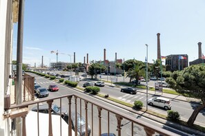 Doppia Superior, balcone | Una scrivania, postazione laptop, Wi-Fi gratuito