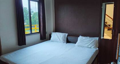 Shri Hari Kunj Paying Guest House