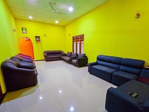 Kamar Quadruple Deluks, 2 Tempat Tidur Queen | Area keluarga
