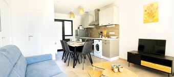 Barn La Roca Masia - Les Tournesols, swimming pool, garden, 3 bedrooms 6/8 people