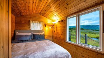 Bügeleisen/Bügelbrett, kostenloses WLAN, Bettwäsche