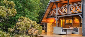 Riverside Cabin | Hot Tub, Fishing & Relaxing Escape