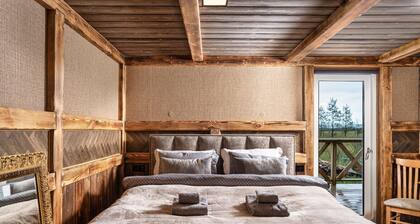 Riverside Cabin | Hot Tub, Fishing & Relaxing Escape